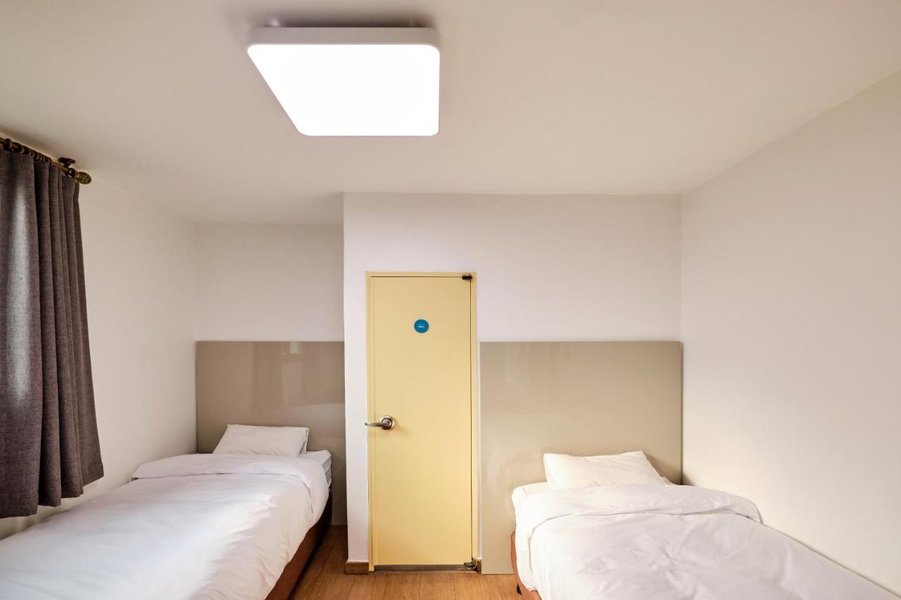 Chason M Hostel โซล ภายนอก รูปภาพ