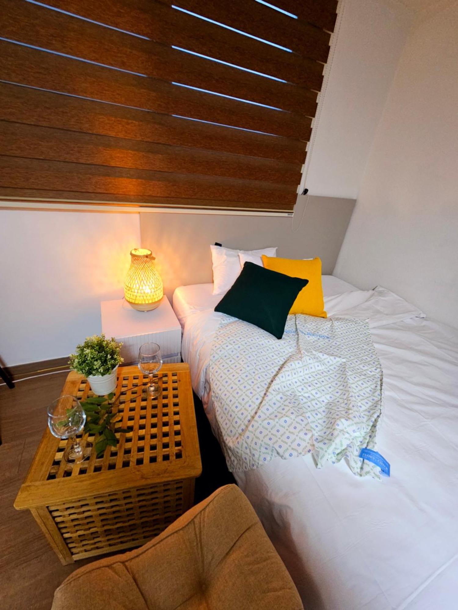 Chason M Hostel โซล ภายนอก รูปภาพ
